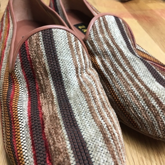 Zalo Women’s slip on Shoe - Picture 6 of 9